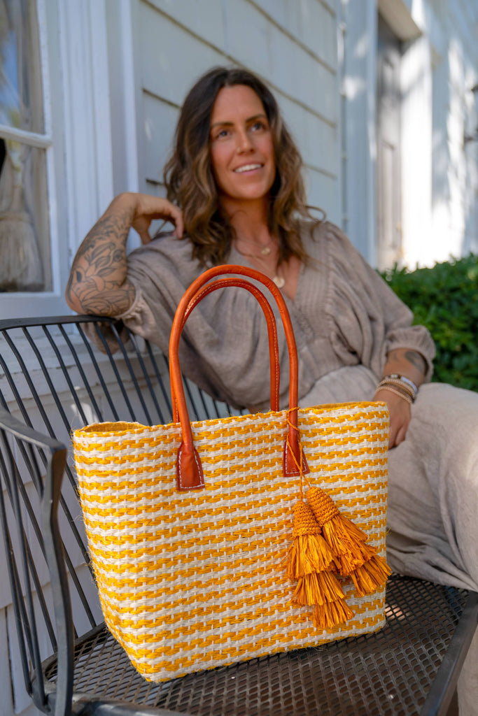 Cancun Small Sisal Basket Bag with Tassel Charm - Juniper Collective LLC