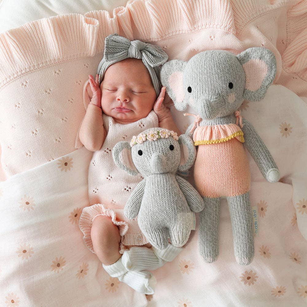 Baby elephant (blush floral), gives 5 meals - Juniper Collective LLC