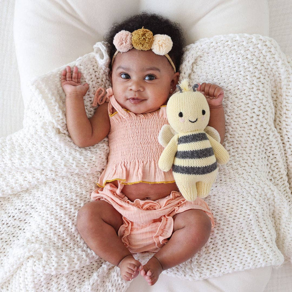 Baby bee, gives 5 meals, gives 5 meals - Juniper Collective LLC