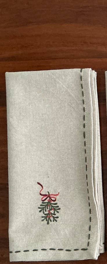 Napkins Embroidered Holiday SET OF 4 - Juniper Collective LLC