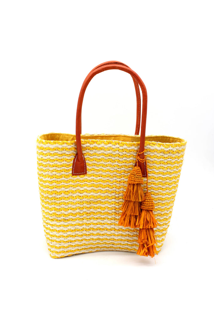 Cancun Small Sisal Basket Bag with Tassel Charm - Juniper Collective LLC