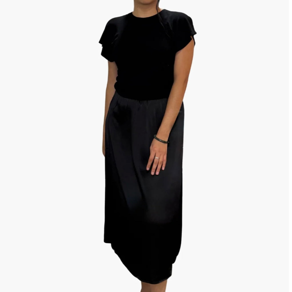Meryl Midi Dress in Black - Juniper Collective LLC