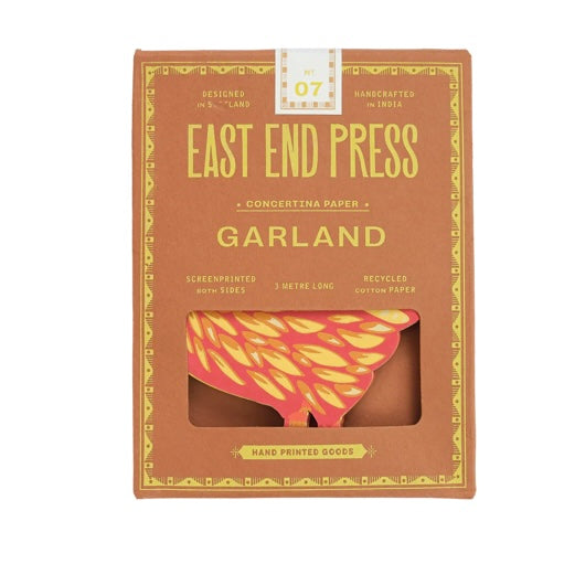 Chicken Concertina Garland - Juniper Collective LLC
