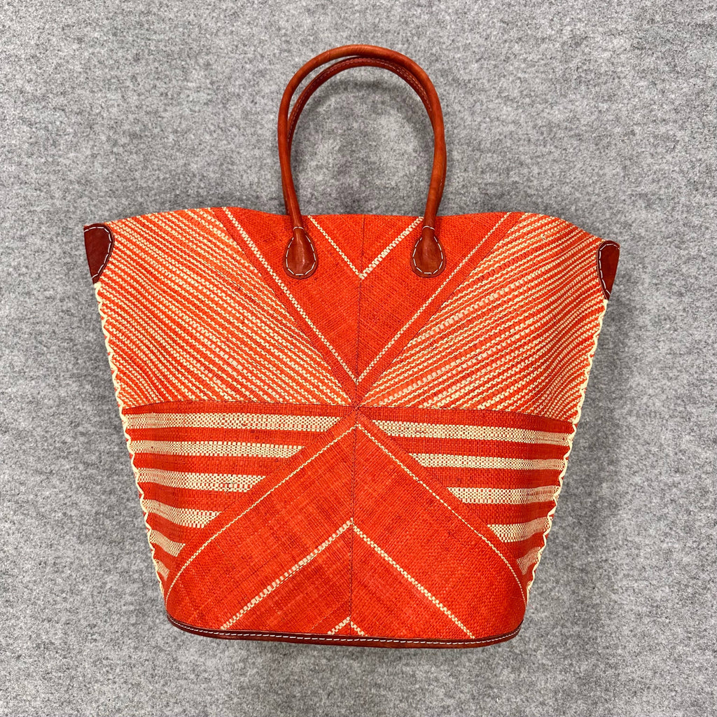 Mariposa Large Straw Tote Bag - Juniper Collective LLC